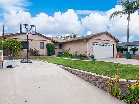 2nd image of 10047 Medina Dr