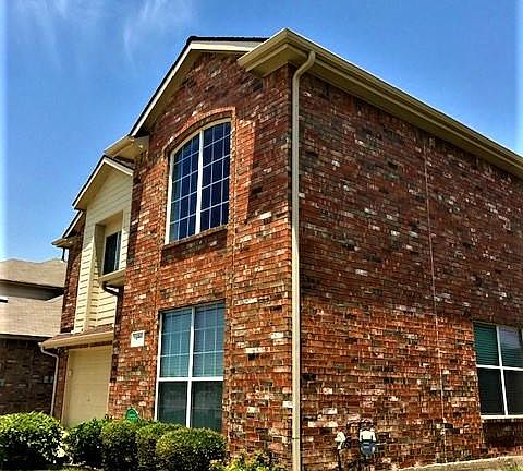 3rd image of 477 Willowlake Dr