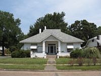 1st image of 1119 W 25th Ave