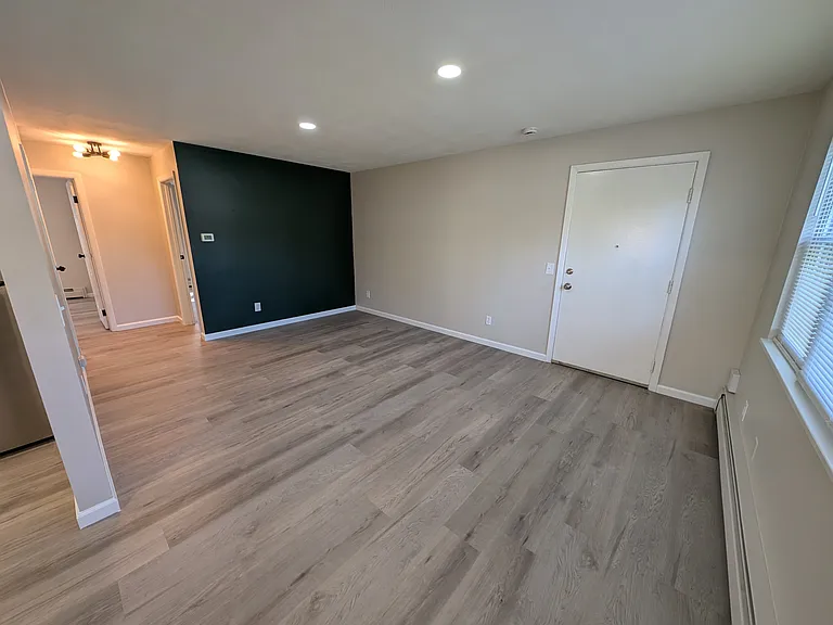 35 Terrel Dr #2 — Photo 8