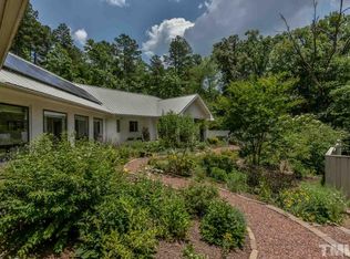 710 Sugar Spring Rd, Chapel Hill, NC 27516