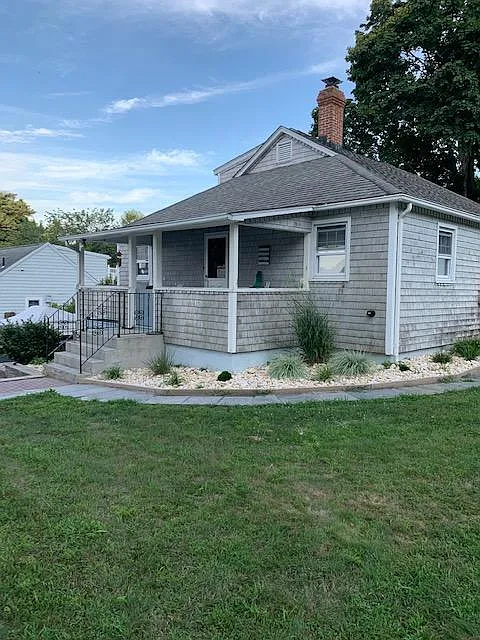 1 Rockwell St — Photo 2