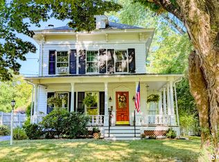 34 Hamilton Ave, Watertown, CT 06795