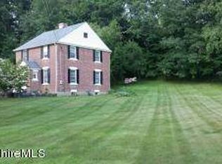 2 Lake Mansfield Rd, Great Barrington, MA 01230