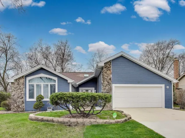 1344 Southwind Dr, Northbrook, IL 60062