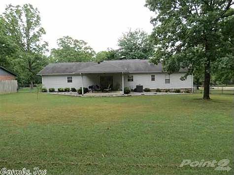 2nd image of 20 Helen Cir