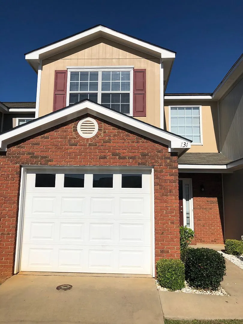 Wakefield Subdivision - Partially Furnished Unit! — Photo 1