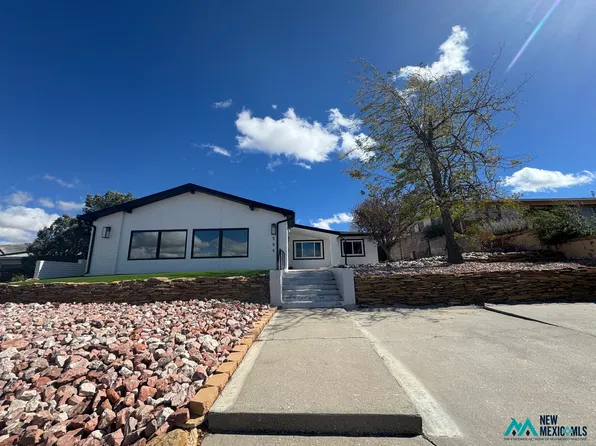 505 Burke Dr, Gallup, NM 87301