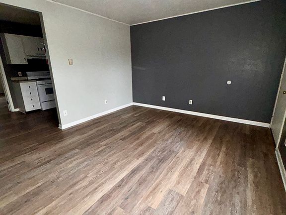 3rd image of 599 E Temperance St