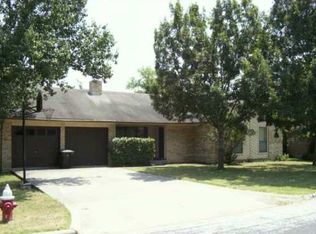 2015 Langford St, College Station, TX 77840