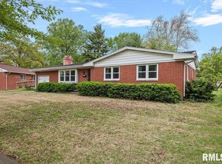 2417 Parkview Dr, Springfield, IL 62704