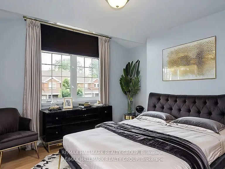 135 Stedman St — Photo 20