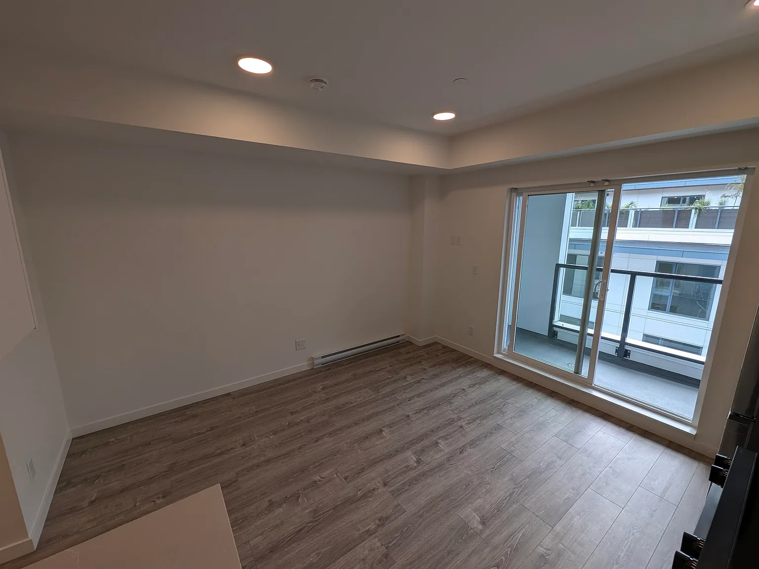 Studio, 308 sqft, $1,600 — Photo 3