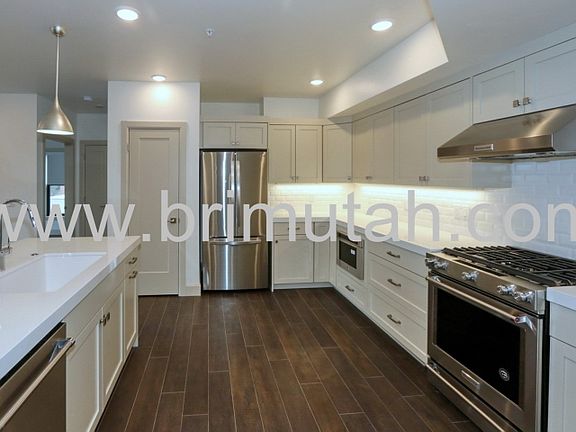 3rd image of 2240 E Laney Ave #208