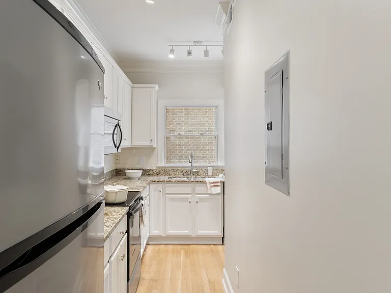 2913 Parthenon Ave — Photo 13