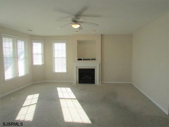 5th image of 1232 Ocean Ave #B
