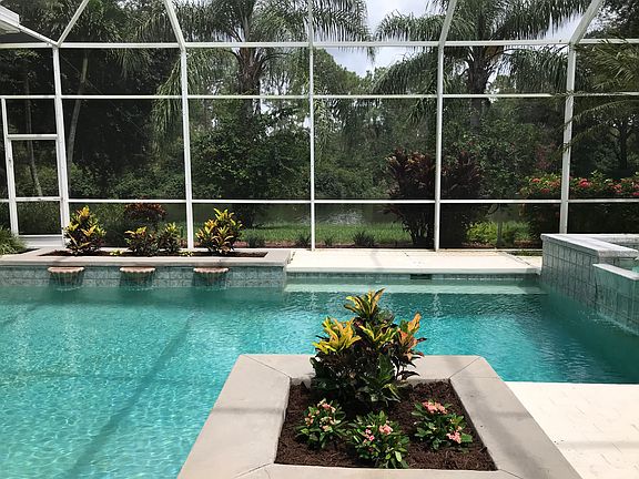 Waterfront pool & spa