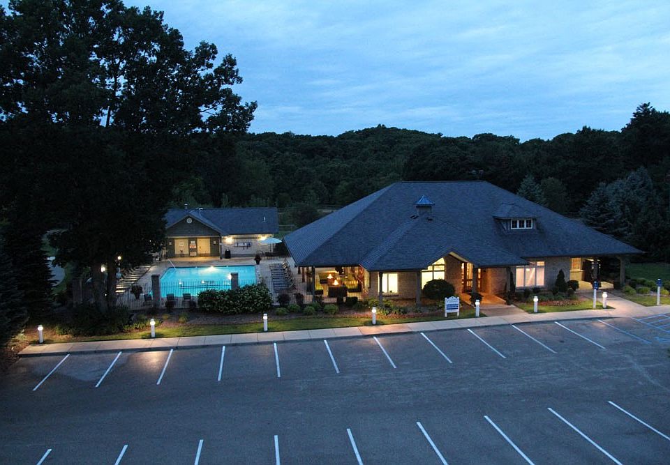 Welcome to Woodland Ridge Apartments