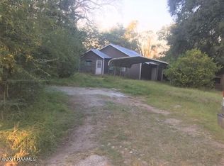 621 Bayou Tortue Rd, Broussard, LA 70518