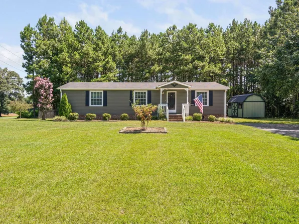 15 Pond Ridge Rd, Louisburg, NC 27549