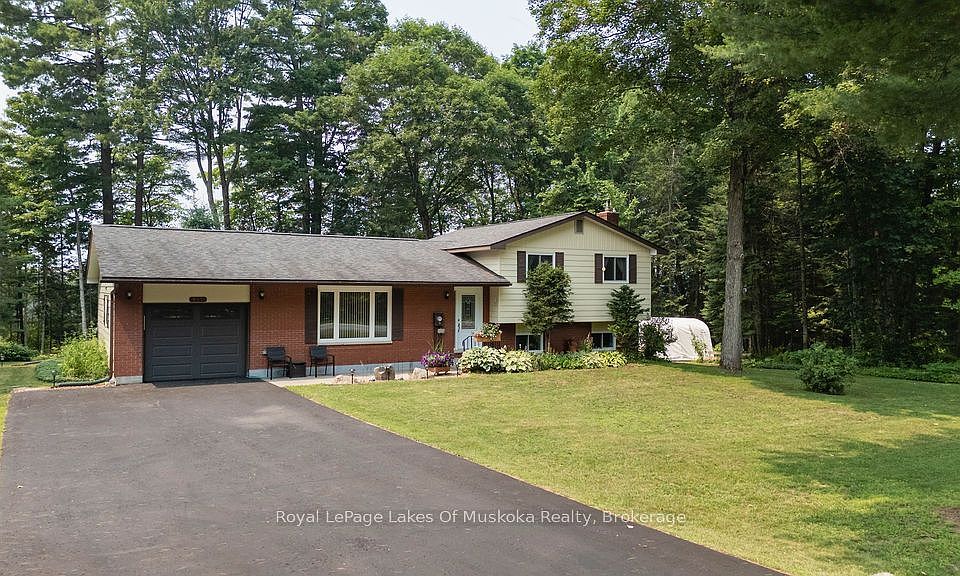1st image of 950 Muskoka Rd N #3