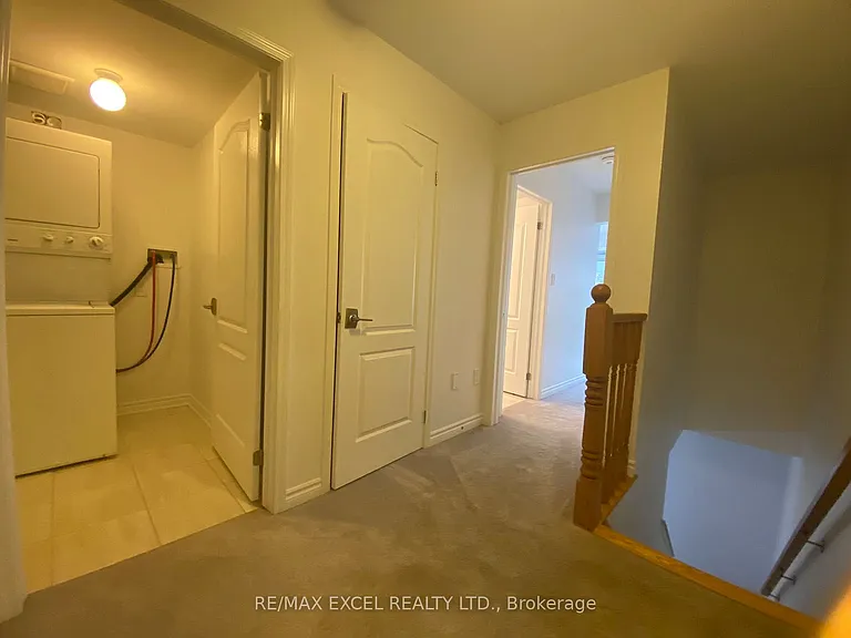 15 Heron Park Pl #5 — Photo 37