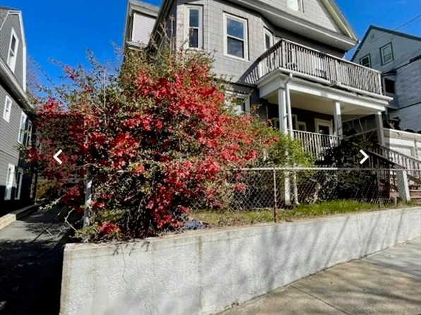 14 Dow St, Somerville, MA 02144
