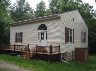 3383 Skyview Dr, Glenville, PA 17329