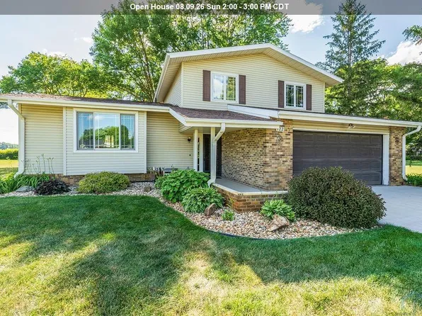 122 Pioneer Valley Dr, Sergeant Bluff, IA 51054
