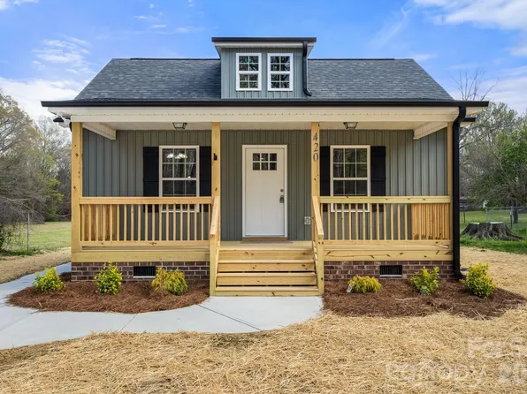 420 Charlotte St, York, SC 29745