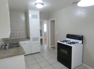 BF4925, Bellflower, CA 90706