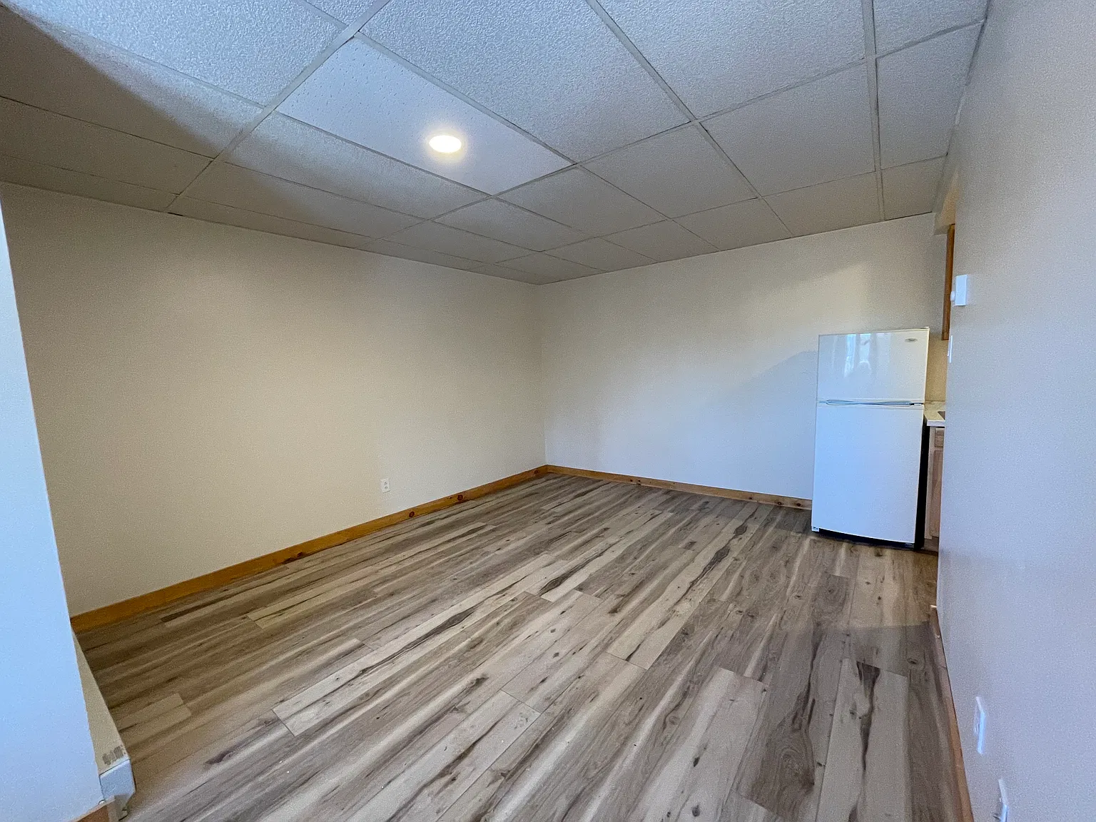 High Ridge Apartments — Photo 4