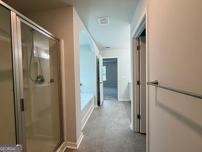 121 Quail Forest Cir — Photo 5