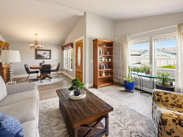 366 Marian Ave #39, Central Point, OR 97502