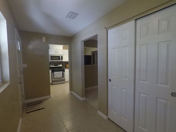 Front entry with 4 ft closet