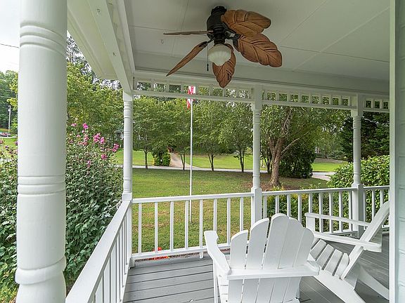2nd image of 113 Jay Wood Dr