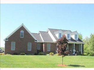 103 Ayyar Ct, Slippery Rock, PA 16057