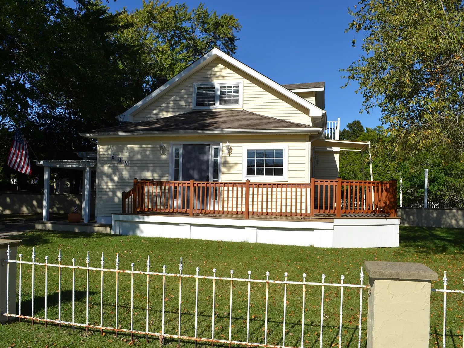 3 bed, 1505 sqft, $2,995 — Photo 2