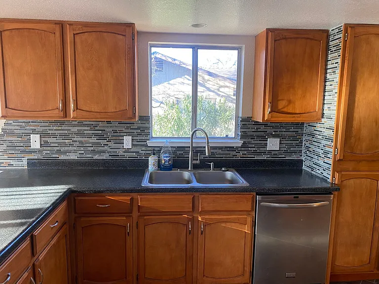 5383 Stonethrow Ct — Photo 6