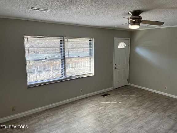 4th image of 135 Old Patton Ln