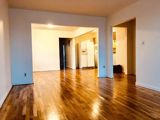 Rented by Walker Whiteside Pettibone, LREB | media 16