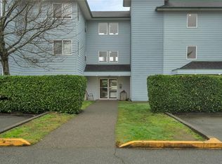 698 Aspen Rd #205A, Comox, BC V9M 3S9