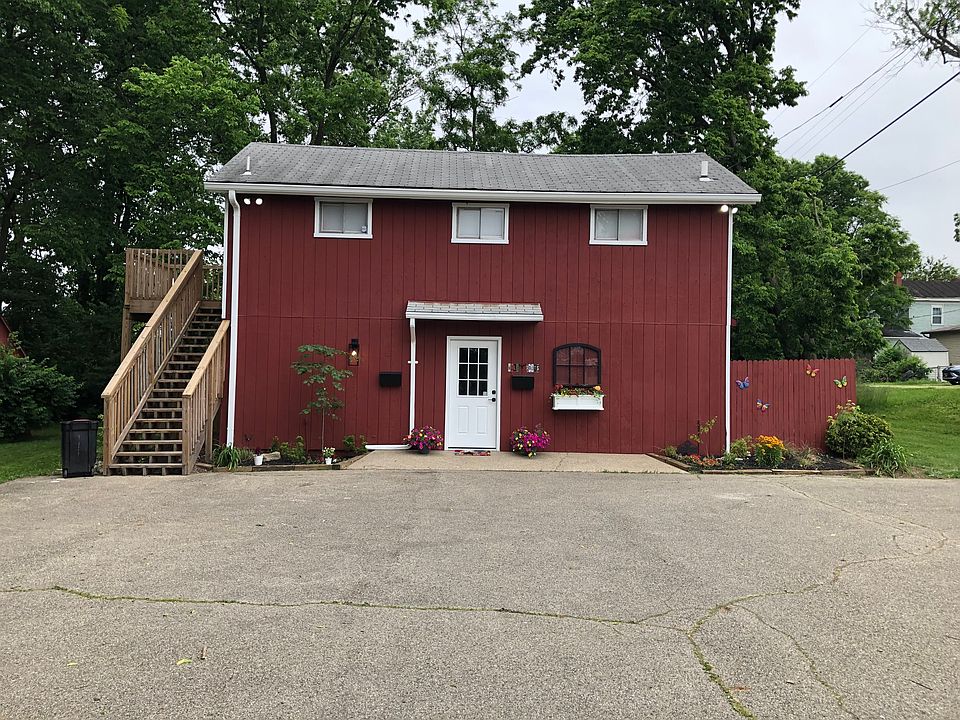 1st image of 50-50 W Elm St #1