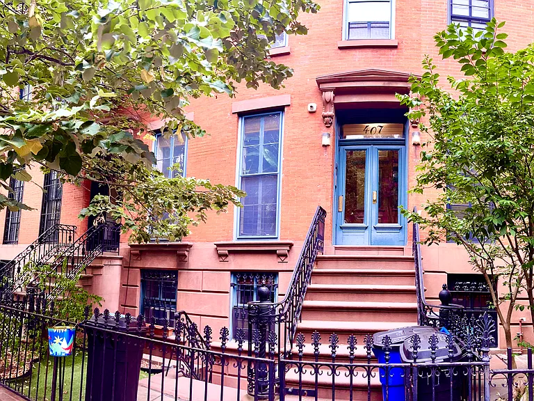 407 Pacific St #1 — Photo 1