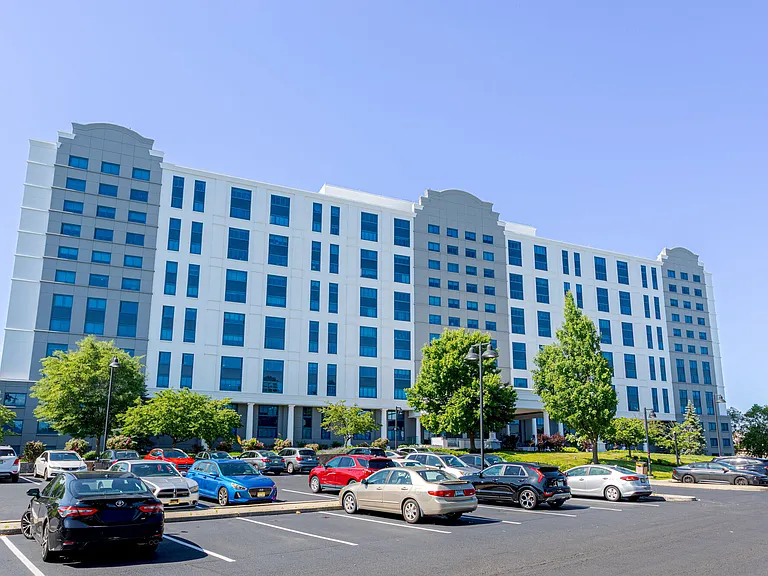 Cherry Hill Towers — Photo 35