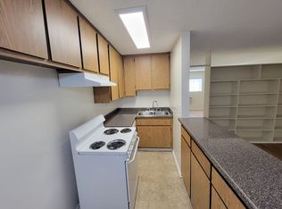 Remmet Gardens - Richard Kaufman Revocable Trust, Canoga Park, CA 91303