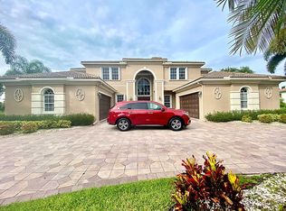 6860 NW 101st Ter, Parkland, FL 33076