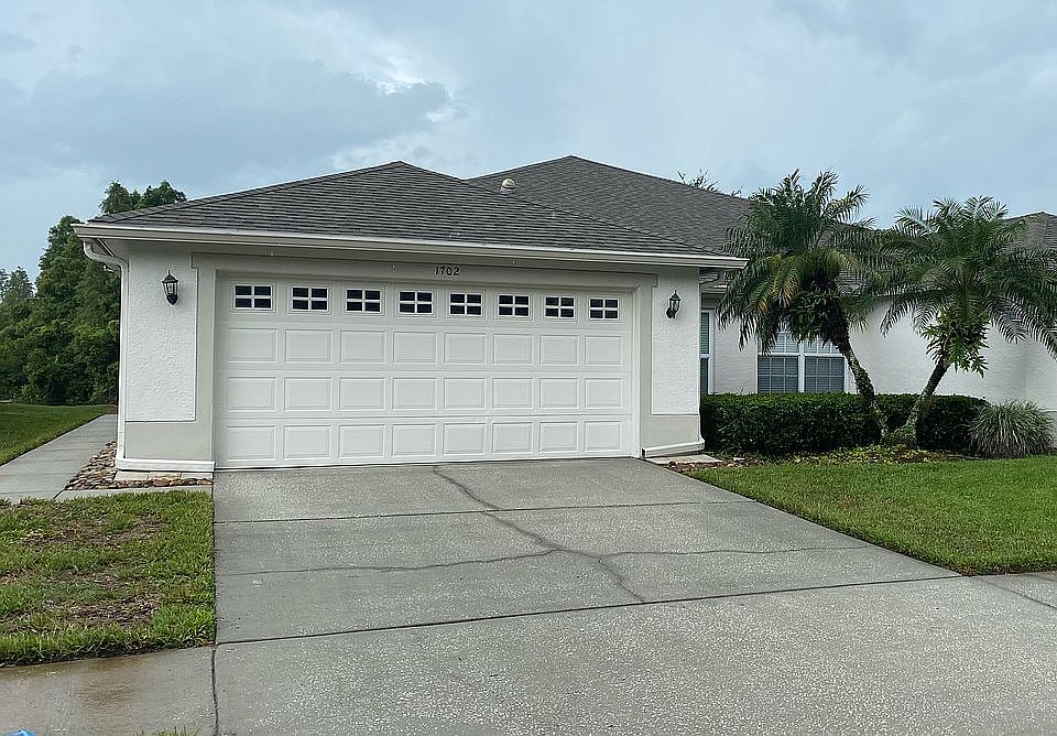 1st image of 1702 Sassafras Dr