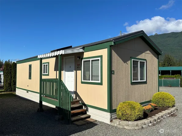 45800 SE North Bend Way #4, North Bend, WA 98045