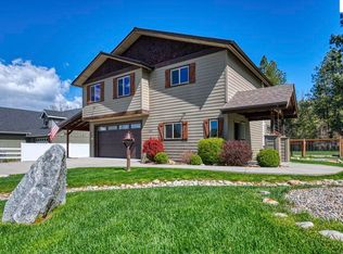 453 Birch Haven Dr, Sagle, ID 83860
